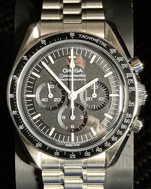 2022 Omega Speedmaster Professional Moonwatch 42MM Black Dial Steel Bracelet (310.30.42.50.01.001)