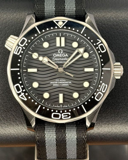No Reserve - 2026 Omega Seamaster Diver 300M 43.5MM Black Dial Textile Strap (210.92.44.20.01.002)