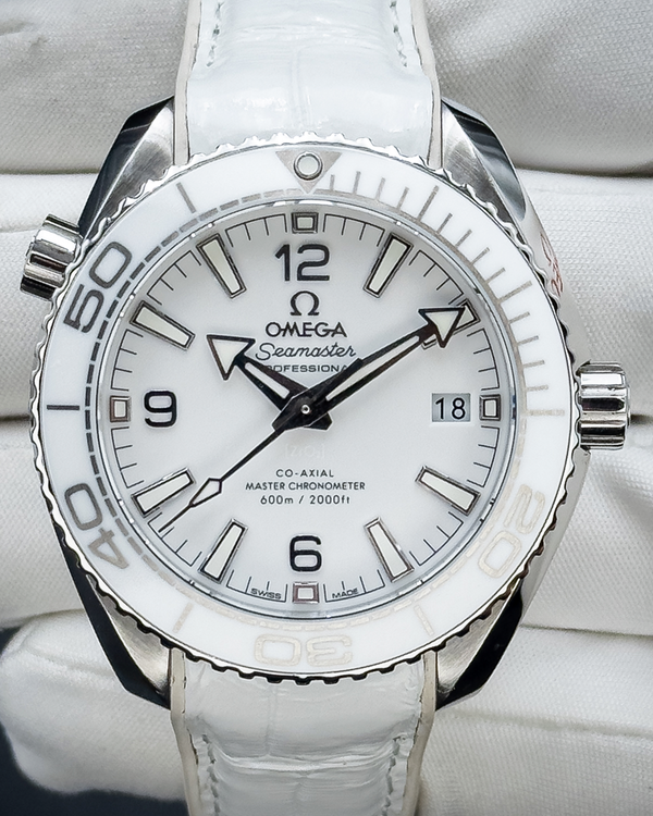 No Reserve - 2018 Omega Seamaster Planet Ocean 600M 39.5MM White Dial Leather Strap (215.33.40.20.04.001)