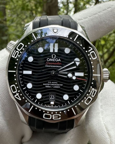 2023 Omega Seamaster Diver 300M 42MM Black Dial Rubber Strap (210.30.42.20.01.001)