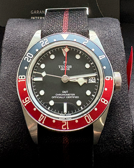 Tudor Black Bay GMT "Pepsi" 41MM Black Dial Textile Strap (79830RB)