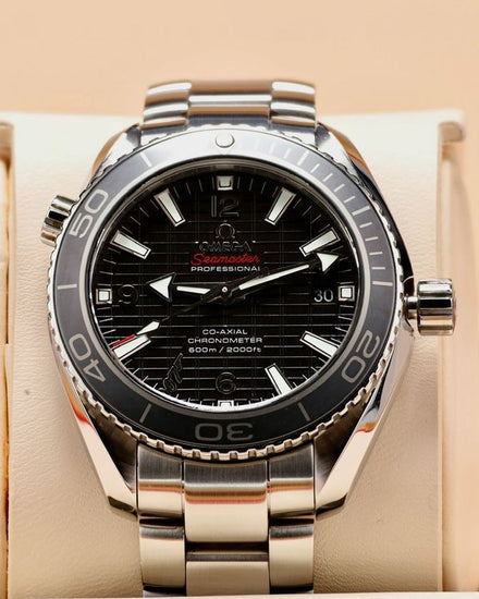 2021 Omega Seamaster Planet Ocean 600M "Skyfall" L.E. 42MM Black Dial Steel Bracelet (232.30.42.21.01.004)