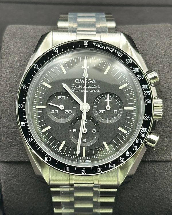 2026 Omega Speedmaster Professional Moonwatch 42MM Black Dial Steel Bracelet (310.30.42.50.01.001)