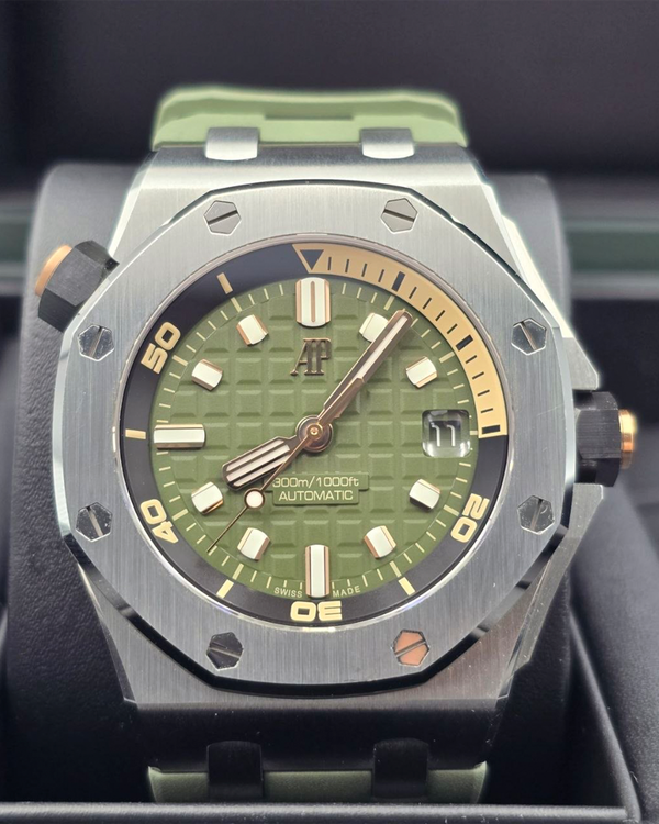 2025 Audemars Piguet Royal Oak Offshore Diver 42MM Green Dial Rubber Strap (15720ST.OO.A052CA.01)