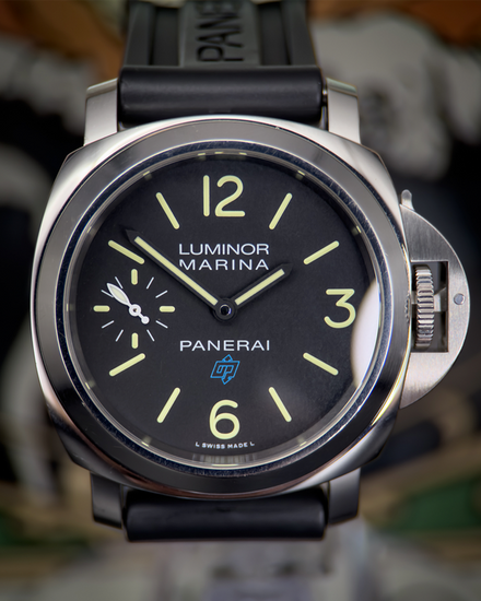 2018 Panerai Luminor Marina 44MM Black Dial Rubber Strap (PAM00777)