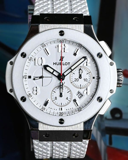 No Reserve - Hublot Big Bang 44MM White Dial Rubber Strap (301.SE.230.RW)