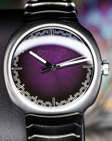 2026 H. Moser & Cie Streamliner Centre Seconds 40MM Purple "Fumé" Dial Steel Bracelet (6201-1201)