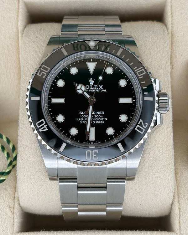 Rolex Submariner (124060)