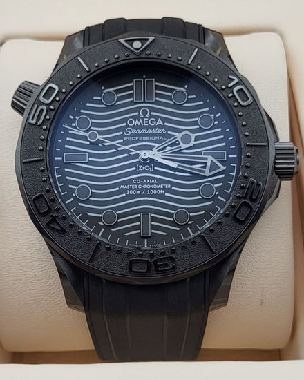 2021 Omega Seamaster Diver 300M "Black Black" 43.5MM Black Dial Rubber Strap (210.92.44.20.01.003)