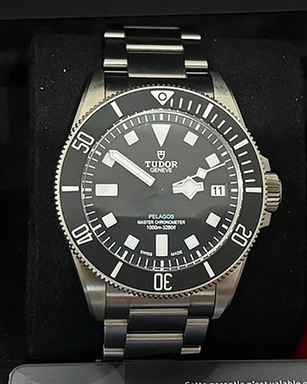 2026 Tudor Pelagos Ultra 43MM Black Dial Titanium Bracelet (2543C1A7NU)