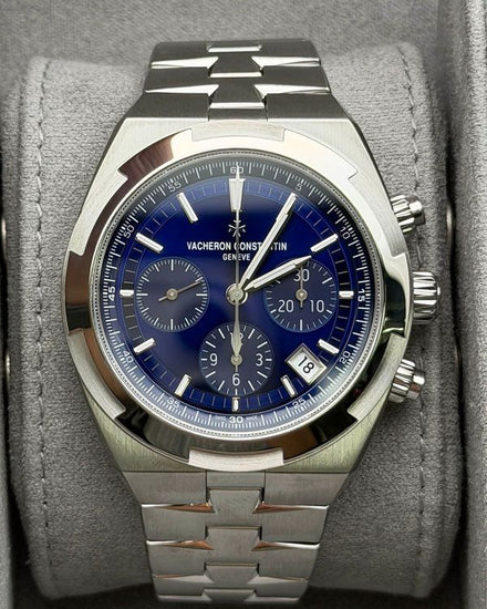 2026 Vacheron Constantin Overseas 42.5MM Blue Dial Steel Bracelet (5520V/210A-B148)