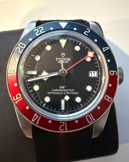 2021 Tudor Black Bay GMT "Pepsi" 41MM Black Dial Textile Strap (79830RB)