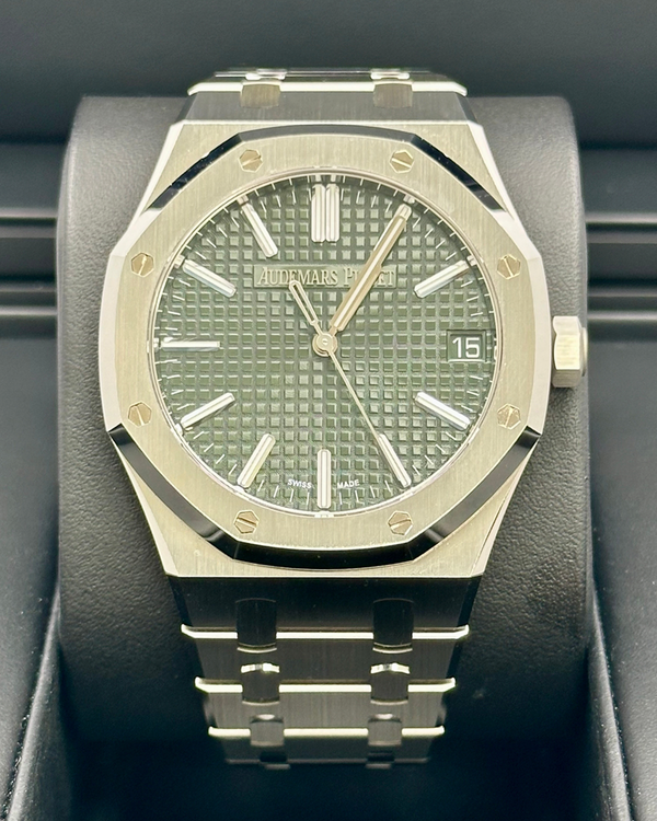 2026 Audemars Piguet Royal Oak 41MM Green "Khaki" Dial Steel Bracelet (15510ST.OO.1320ST.09)