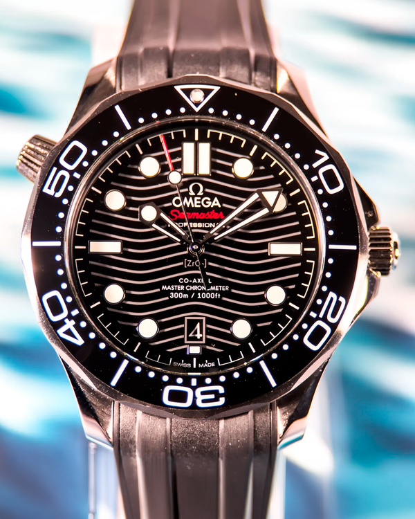 2024 Omega Seamaster Diver 300M 42MM Black Dial Rubber Strap (210.32.42.20.01.001)