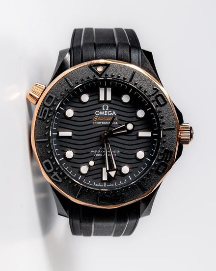 No Reserve - 2022 Omega Seamaster Diver 300M 43.5MM Black Dial Rubber Strap (210.62.44.20.01.001)
