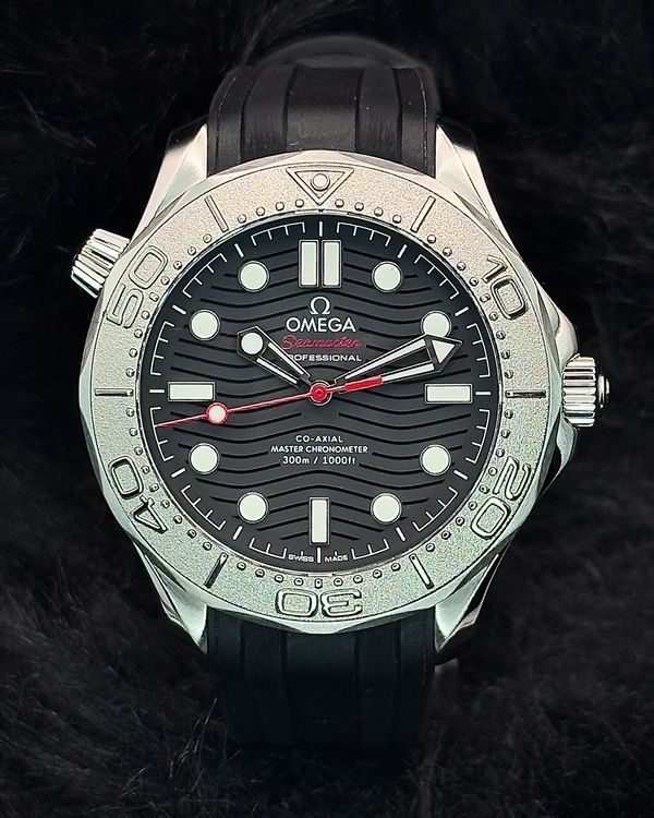 Omega Seamaster Chronometer (210.32.42.20.01.002)