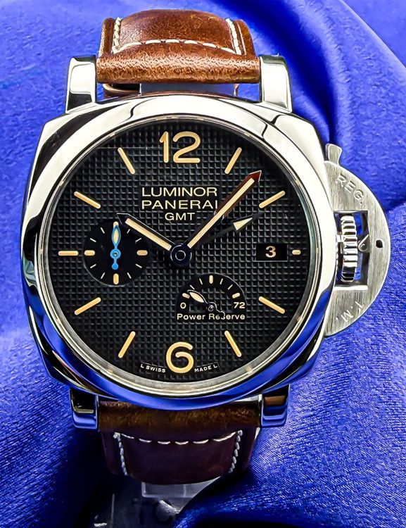 Panerai Luminor (PAM01537)