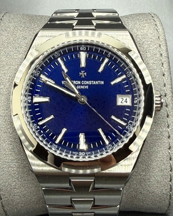 2026 Vacheron Constantin Overseas 41MM Blue Dial Steel Bracelet (4520V/210A-B128)