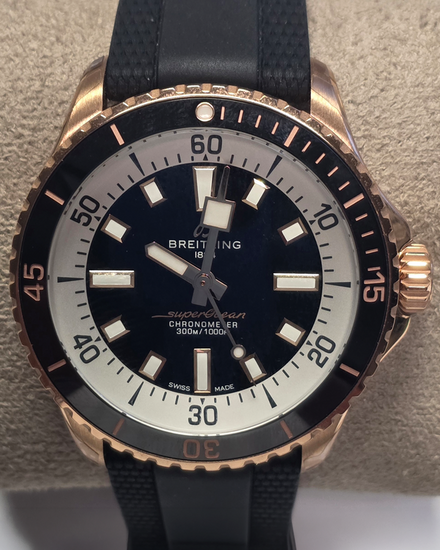 2026 Breitling Superocean 42MM Black Dial Rubber Strap (R17375)