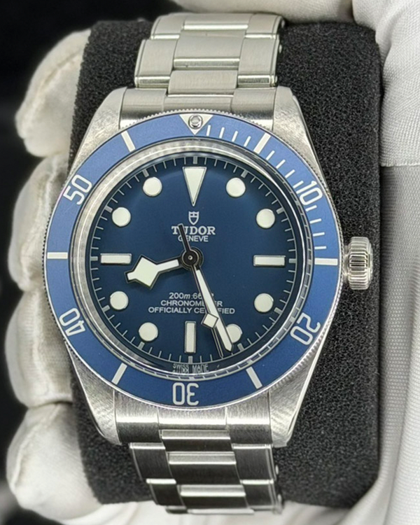 No Reserve - Tudor Black Bay (79030B)
