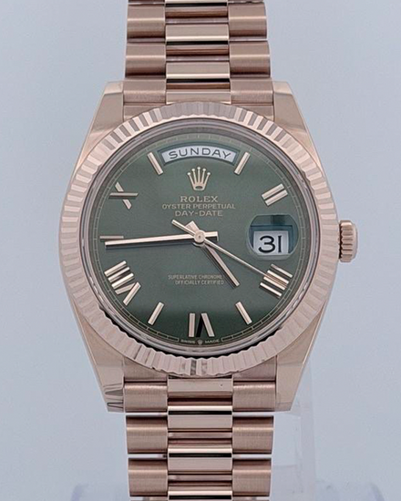 No Reserve - 2024 Rolex Day-Date 40MM Green "Olive" Dial Rose Gold President Bracelet (228235)