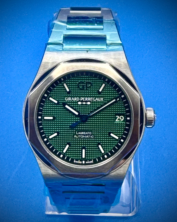 (Working) Girard Perregaux Laureato (81010.11.3153.1CM)