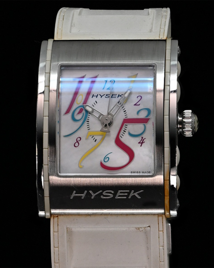 No Reserve - Hysek Kilada 26.5MM Quartz Mother of Pearl Dial Rubber Strap (KN2613A07)