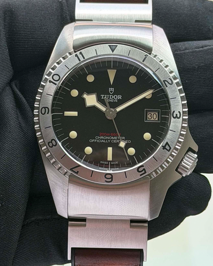 2022 Tudor Black Bay P01 42MM Black Dial Leather Strap (70150)