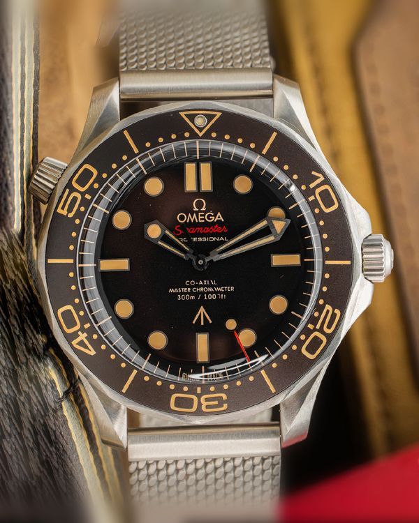 2022 Omega Seamaster Diver 300M "007 Edition" 42MM Brown Dial Titanium Bracelet (210.90.42.20.01.001)