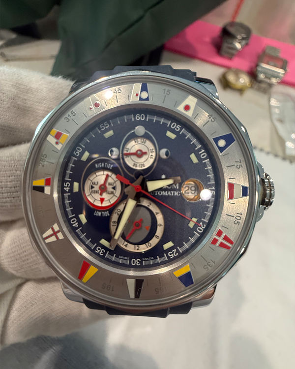 Corum Admiral's Cup Legend (977.630.20/F603 AB32)