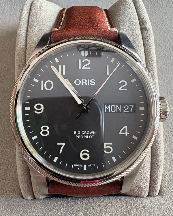 Oris Big Crown ProPilot Big Day Date 44MM Grey Dial Leather Strap (01 752 7760 4063-07 3 22 02LC)