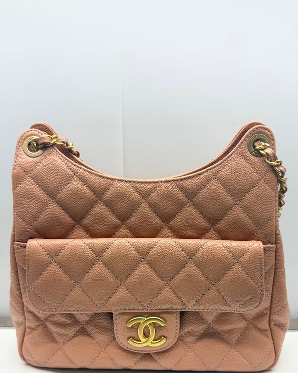 No Reserve - Chanel Small Wavy CC Hobo Bag Peach Quilted Caviar Leather Gold-Tone Hardware Chain Strap (Hobo)