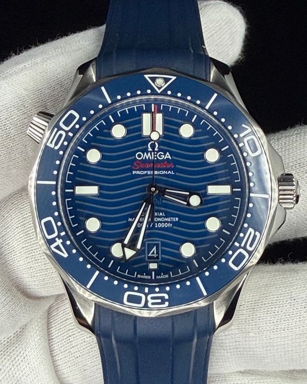 2024 Omega Seamaster Diver 300M 42MM Blue Dial Rubber Strap (210.32.42.20.03.001)