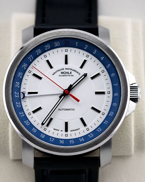 2024 Mühle Glashütte 29er Pointer Date 42.4MM White Dial Textile Strap (M1-25-32)