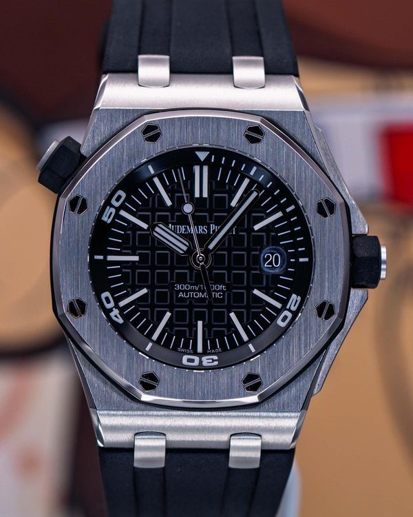 2019 Audemars Piguet Royal Oak Offshore Diver 42MM Black Dial Rubber Strap (15710ST.OO.A002CA.01)
