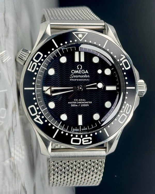 2026 Omega Seamaster Diver 300M 42mm Black Dial Steel Bracelet (210.30.42.20.01.010)