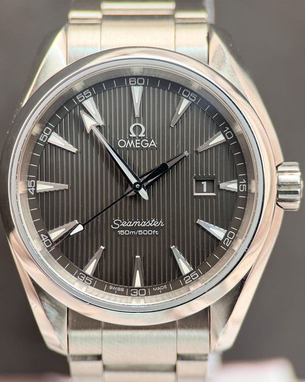 2017 Omega Seamaster Aqua Terra 38.5MM Quartz Grey Dial Steel Bracelet (231.10.39.61.06.001)