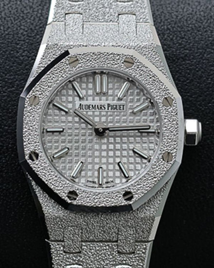 Audemars Piguet Royal Oak Mini Frosted 26MM Quartz Silver Dial White Gold Bracelet (67630BC.GG.1312BC.01-C)