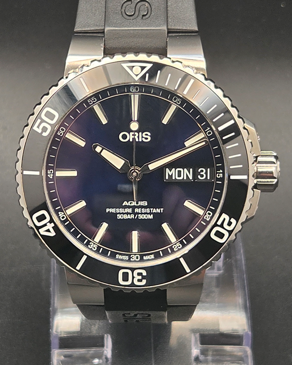 Oris Aquis Big Day Date 45.5MM Blue Dial Rubber Strap (01 752 7733)