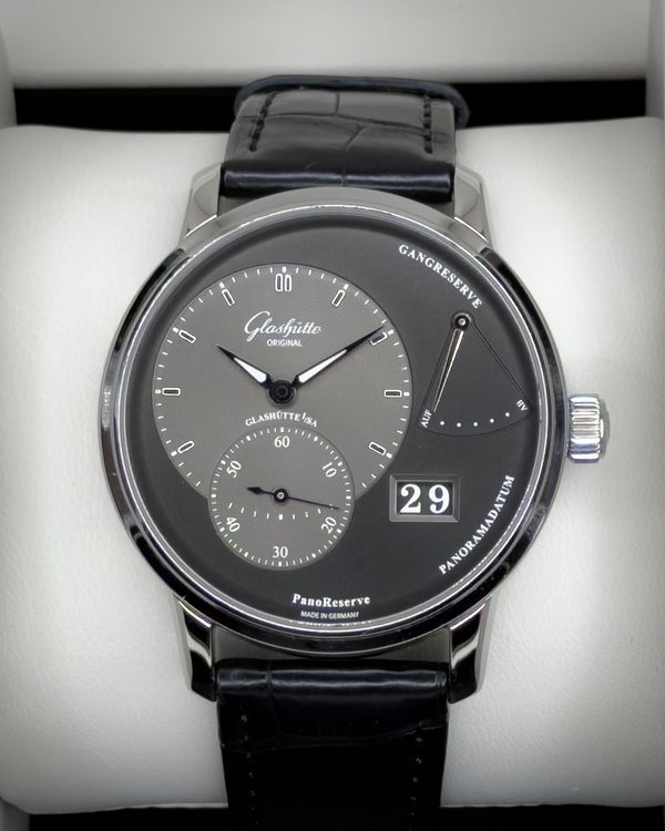 2022 Glashütte Original PanoReserve 40MM Grey Dial Leather Strap (1-65-01-23-12-62)