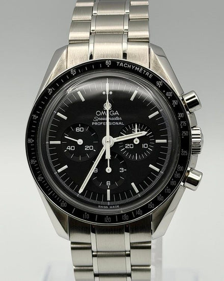 2015 Omega Speedmaster Professional Moonwatch 42MM Black Dial Steel Bracelet (3570.50.00)
