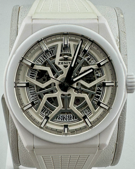 No Reserve - 2019 Zenith Defy Classic Ceramic 41MM Skeleton Dial Rubber Strap (49.9002.670/01.R792)