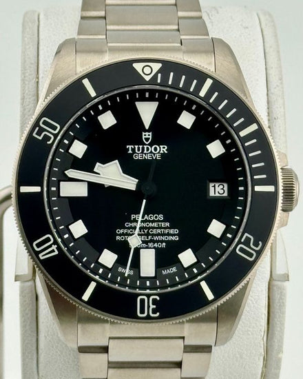 No Reserve - 2026 Tudor Pelagos 42MM Black Dial Titanium Bracelet (25600TN)
