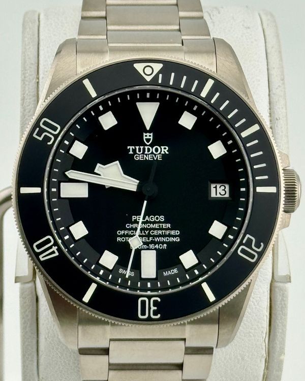 No Reserve - 2026 Tudor Pelagos 42MM Black Dial Titanium Bracelet (25600TN)