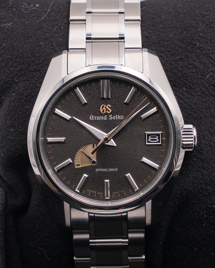 2025 Grand Seiko Heritage "USA S.E. Inspired By The Katana" 40MM Black Dial Steel Bracelet (SBGA489G)