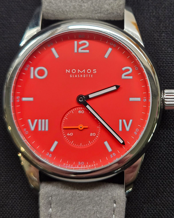NOMOS Glashütte Club 38.5mm Red Dial Leather Strap (723 15906)