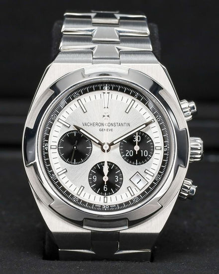 2023 Vacheron Constantin Overseas Chronograph "Panda" 42.5MM Silver Dial Steel Bracelet (5500V/110A-B686)
