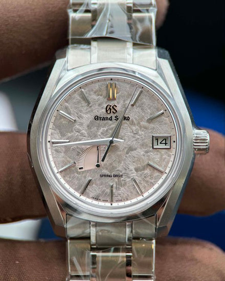 2026 Grand Seiko Heritage "Shunbun" 40MM Pink "Hana-Ikada" Dial Titanium Bracelet (SBGA413)