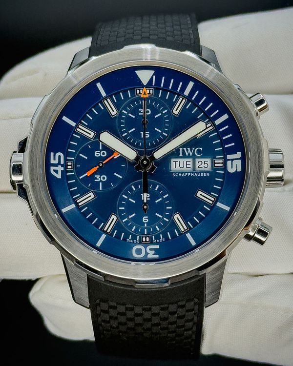 No Reserve - 2018 IWC Schaffhausen Aquatimer Chronograph "Expedition Jacques-Yves Cousteau" S.E. 44MM Blue Dial Rubber Strap (IW376805)