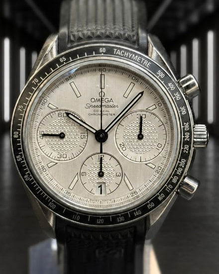 No Reserve - 2021 Omega Speedmaster Chronometer 40MM Silver Dial Rubber Strap (326.32.40.50.02.001)